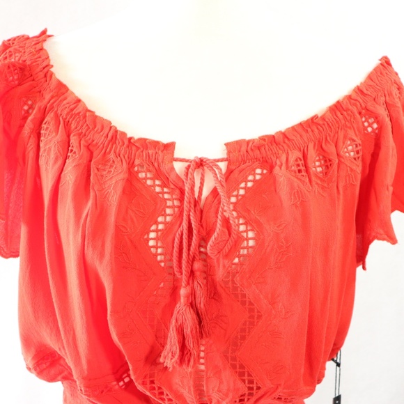 ASTR the Label Coral Off-the-Shoulder Blouse Large - Picture 4 of 8